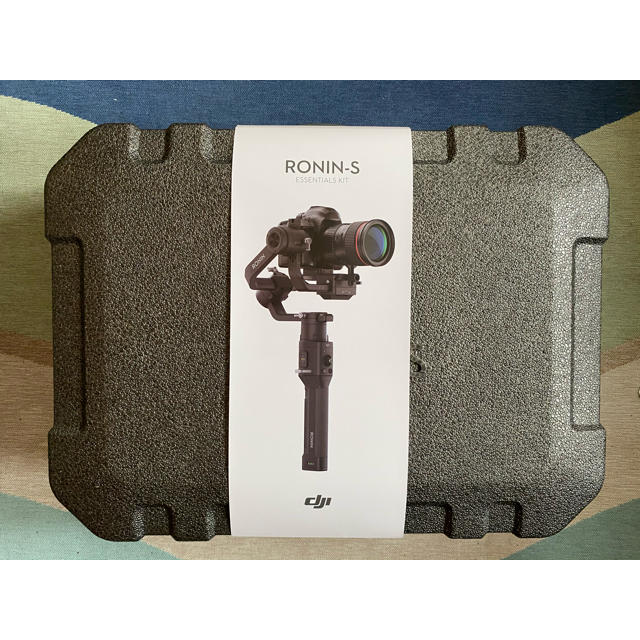 早いも勝　極美品dji ronin S ＋マルチUSBコード（sony α7用） スマホ/家電/カメラのテレビ/映像機器(その他)の商品写真