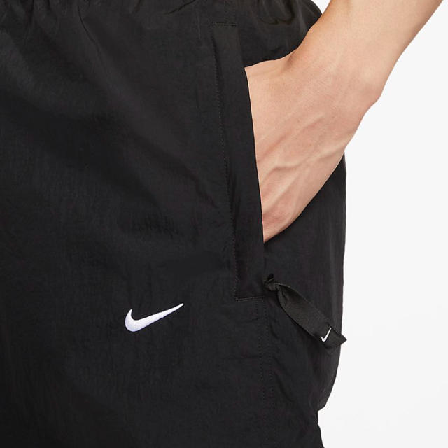 NIKE(ナイキ)のNike lab トラックパンツ　Lサイズ　定価15400円 メンズのパンツ(ワークパンツ/カーゴパンツ)の商品写真