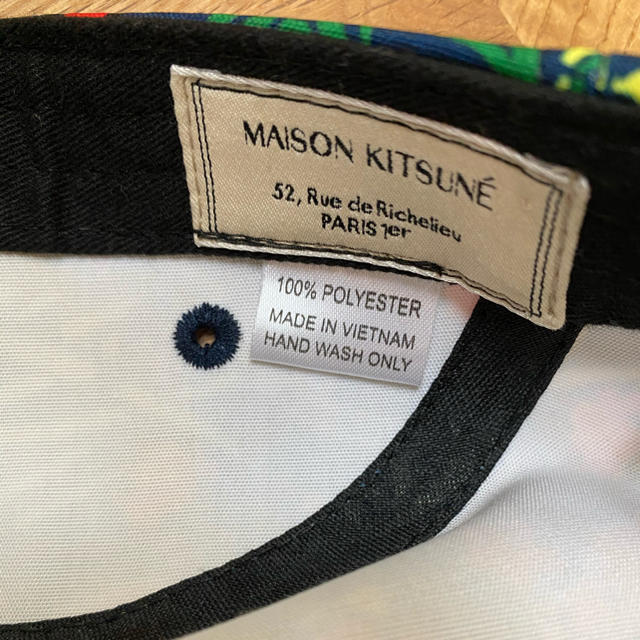 MAISON KITSUNE'(メゾンキツネ)のぽろ様専用　メゾンキツネ　MAISON KITSUNE キャップ　帽子 メンズの帽子(キャップ)の商品写真