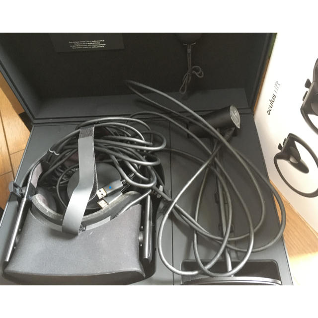 oculus rift 本体 コントローラー 新品 37%割引 noxcapital.de
