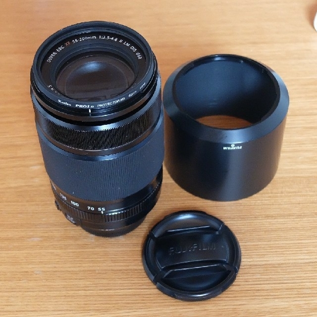 富士フイルム(フジフイルム)のFUJIFILM XF55-200 F3.5-4.8 フィルター付 中古実用向け スマホ/家電/カメラのカメラ(レンズ(ズーム))の商品写真