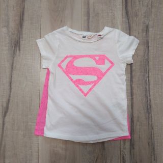 エイチアンドエム(H&M)のsuper girl Tシャツ　マント付(Tシャツ/カットソー)