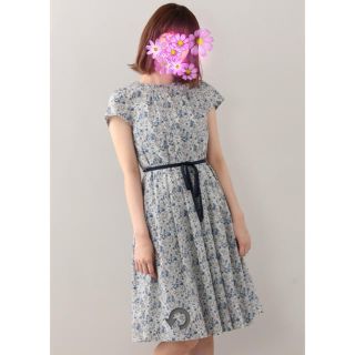 マッキントッシュフィロソフィー(MACKINTOSH PHILOSOPHY)のひまり様専用❣️ワンピース　マッキントッシュ　38  花柄(ひざ丈ワンピース)