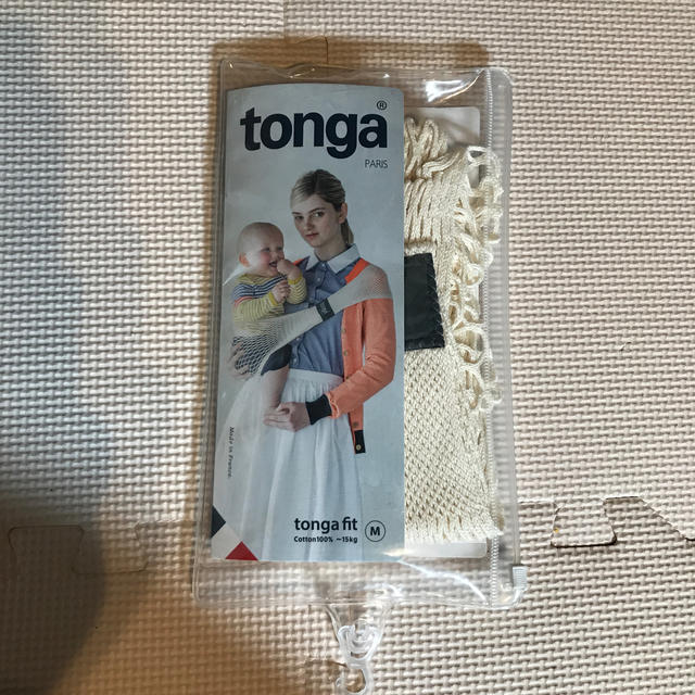 tonga(トンガ)のtongaだっこひも　新品未使用 キッズ/ベビー/マタニティの外出/移動用品(抱っこひも/おんぶひも)の商品写真