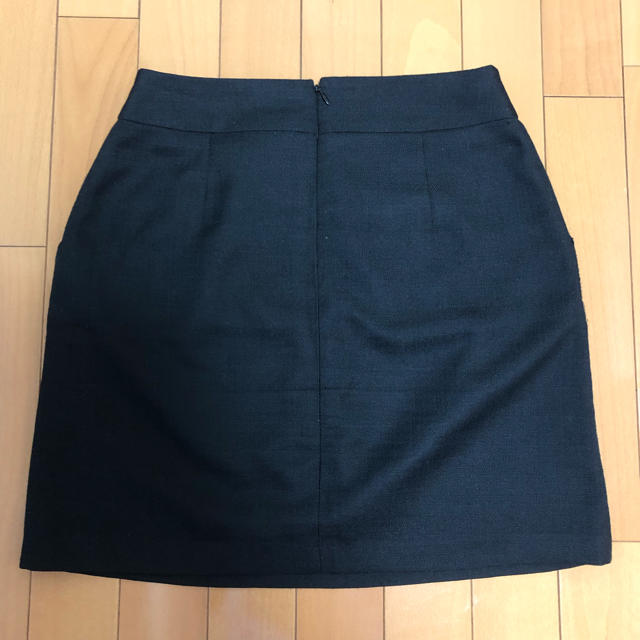 M.deux(エムドゥー)のタイトスカート 黒 Mサイズ  M.deux レディースのスカート(ミニスカート)の商品写真