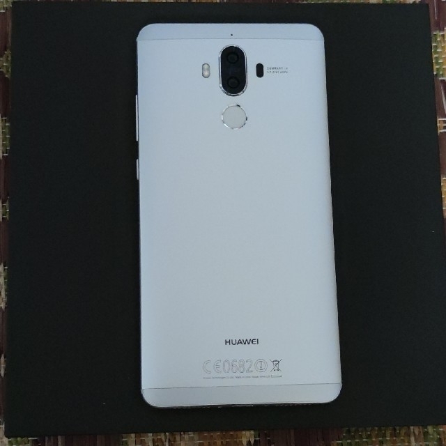 HUAWEI Mate9 SIMフリー スマホ/家電/カメラのスマートフォン/携帯電話(スマートフォン本体)の商品写真