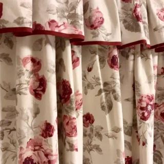 ローラアシュレイ フリル カーテンの通販 3点 | LAURA ASHLEYの