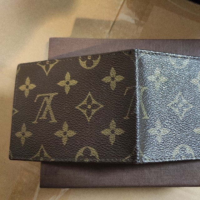 LOUIS VUITTON(ルイヴィトン)のルイヴィトン　パスケース　モノグラム レディースのファッション小物(名刺入れ/定期入れ)の商品写真