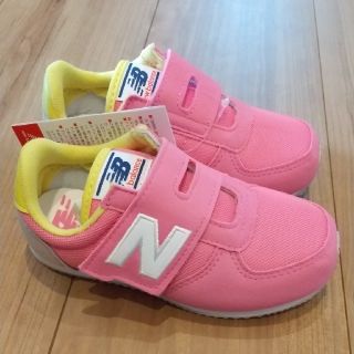 ニューバランス(New Balance)の箱なし ニューバランス  IV220 ピンク 14.5cm(スニーカー)