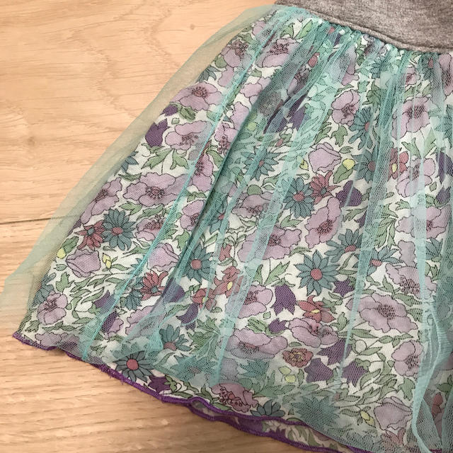 ANNA SUI mini(アナスイミニ)のアナスイミニ  チュールスカート　花柄　100 キッズ/ベビー/マタニティのキッズ服女の子用(90cm~)(スカート)の商品写真