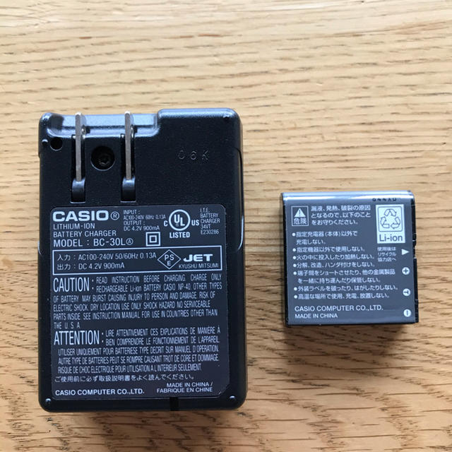 CASIO(カシオ)の★中古　カシオ　急速充電器　BC-30L 電池NP-40付 スマホ/家電/カメラのカメラ(コンパクトデジタルカメラ)の商品写真