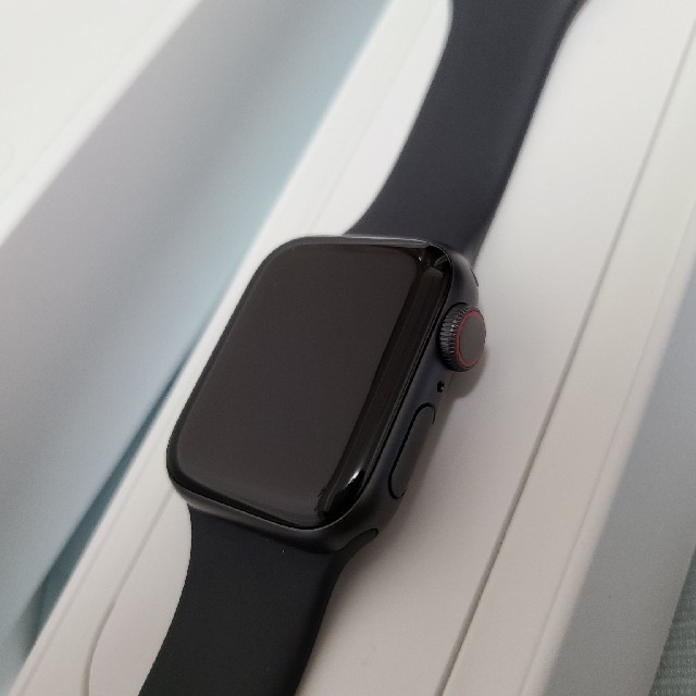 スマートフォン/携帯電話Apple Watch Series 5 40mm Cellularモデル　美品