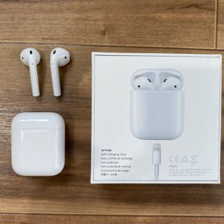 アップル(Apple)のAirPods(ヘッドフォン/イヤフォン)