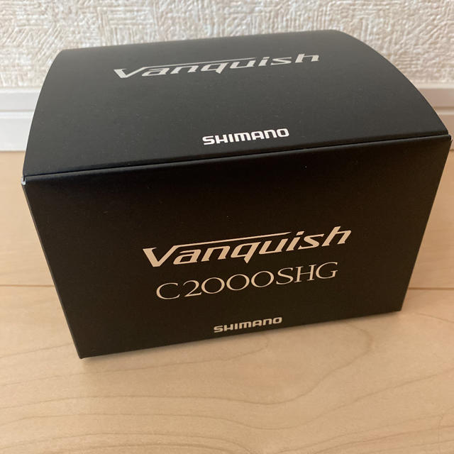 本日限定出品　新品未使用　シマノ　19ヴァンキッシュ　C2000SHG