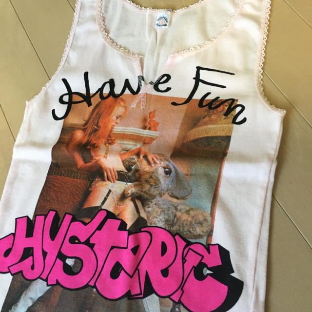 HYSTERIC GLAMOUR(ヒステリックグラマー)のHYSTERIC GLAMOUR ヒステリックグラマー　レディース　ノースリーブ レディースのトップス(カットソー(半袖/袖なし))の商品写真