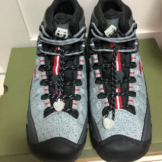 キーン(KEEN)の新品未使用　キーン KEEN TARGHEE EXP MID SP WP27.5(登山用品)