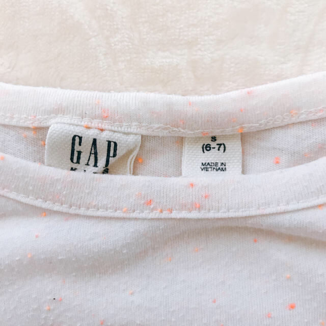 GAP Kids(ギャップキッズ)のGAP KIDS サイズ120 変身スパンコール アイス Tシャツ キッズ/ベビー/マタニティのキッズ服女の子用(90cm~)(Tシャツ/カットソー)の商品写真