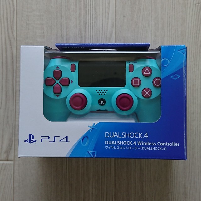 【新品未開封】 PS4 DUALSHOCK4 ベリーブルーエンタメ/ホビー