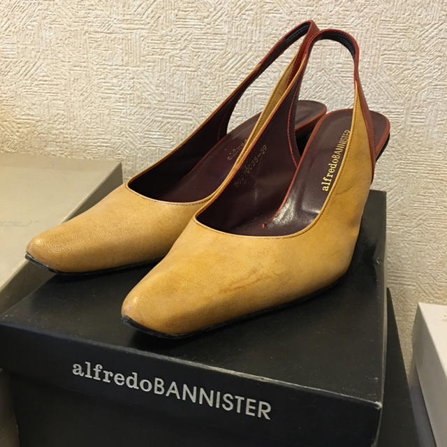 alfredoBANNISTER(アルフレッドバニスター)のアルフレッドバニスターパンプス レディースの靴/シューズ(ハイヒール/パンプス)の商品写真