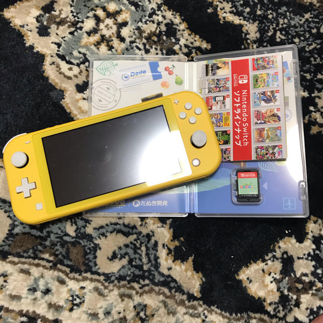 家庭用ゲーム機本体Nintendo Switch light どうぶつの森セット