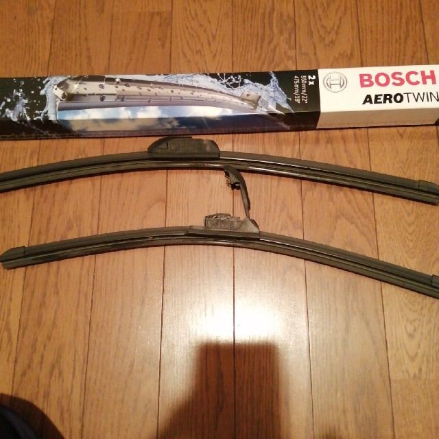 BOSCH(ボッシュ)のBOSCH輸入車用エアロツインワイパーブレード。 自動車/バイクの自動車(車種別パーツ)の商品写真