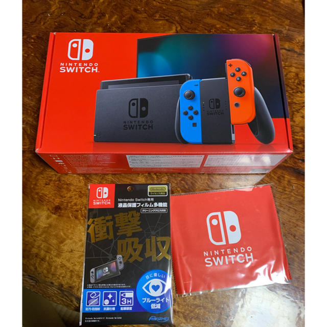 新型　Nintendo Switch ネオンカラーニンテンドー