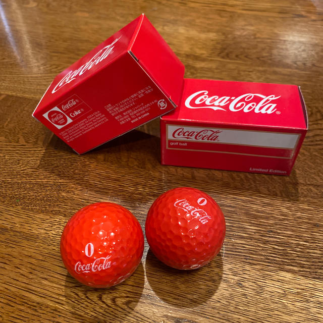 コカ・コーラ(コカコーラ)の【非売品】Coca-Cola ゴルフボール　コカコーラ スポーツ/アウトドアのゴルフ(その他)の商品写真