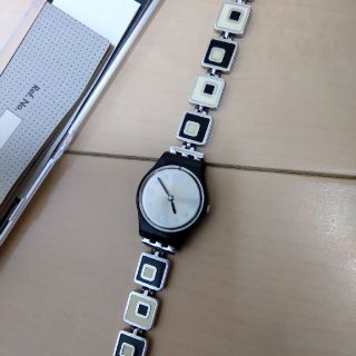 スウォッチ(swatch)の【中古】swatch 腕時計(SLB160G)(腕時計)