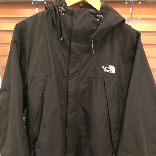 THE NORTH FACE(ザノースフェイス)の【THE  NORTH FACE】マウンテンナイロンジャケット　黒　L メンズのジャケット/アウター(ナイロンジャケット)の商品写真