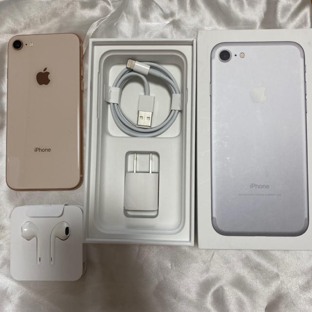 iPhone(アイフォーン)のiPhone 8 Gold 64 GB SIMフリー 付属品有！ スマホ/家電/カメラのスマートフォン/携帯電話(スマートフォン本体)の商品写真