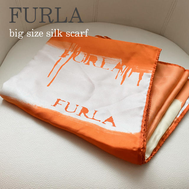 Furla(フルラ)のFURLA made in ITALY 大判 シルクスカーフ レディースのファッション小物(バンダナ/スカーフ)の商品写真