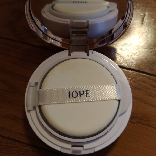 IOPE(アイオペ)のIOPE エアクッションサンブロックEX コスメ/美容のベースメイク/化粧品(ファンデーション)の商品写真