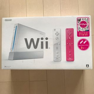 ウィー(Wii)の任天堂Wii ゲーム機本体(携帯用ゲーム機本体)