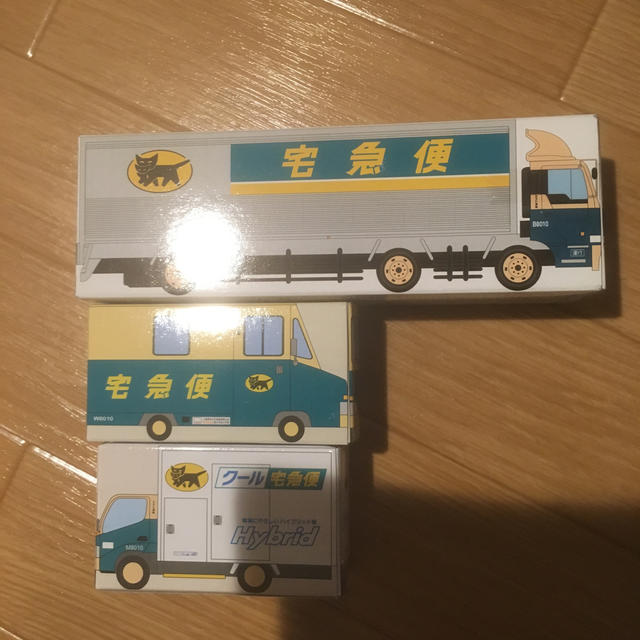 クロネコヤマト トミカ 3台セット エンタメ/ホビーのおもちゃ/ぬいぐるみ(ミニカー)の商品写真