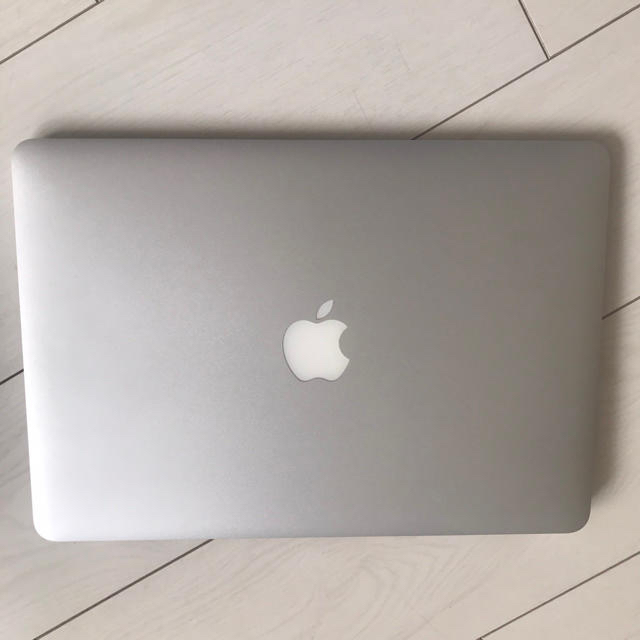 Apple MacBook Air 13-inch 256GB マックブック