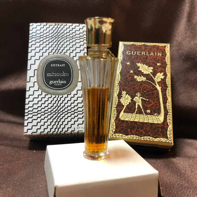 GUERLAIN(ゲラン)のゲラン　MITSUKO 香水　extrait ミニサイズ コスメ/美容の香水(香水(女性用))の商品写真