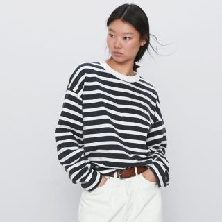 ザラ(ZARA)の【ZARA】ストライプ柄　リブ編みスウェット(カットソー(半袖/袖なし))