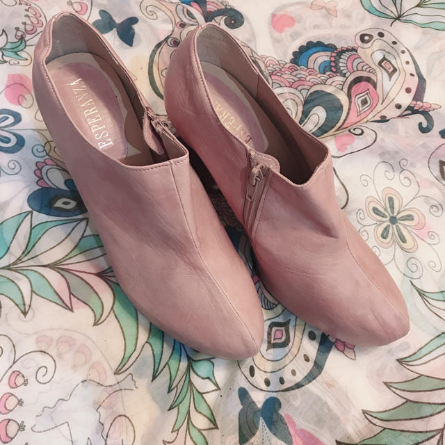 ESPERANZA(エスペランサ)のエスペランサ　ブーティー　桜ピンク レディースの靴/シューズ(ブーティ)の商品写真