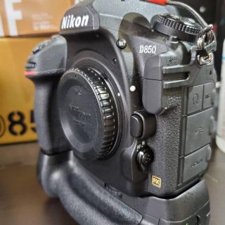 ニコン(Nikon)の【ハルクマ様専用】Nikon D850(デジタル一眼)