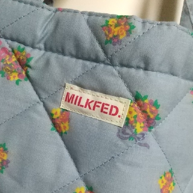 MILKFED.(ミルクフェド)のMILKFED. 花柄キルティングバッグ 付録 レディースのバッグ(トートバッグ)の商品写真