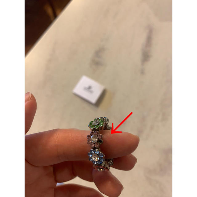 SWAROVSKI(スワロフスキー)のスワロフスキー　フラワーリング レディースのアクセサリー(リング(指輪))の商品写真