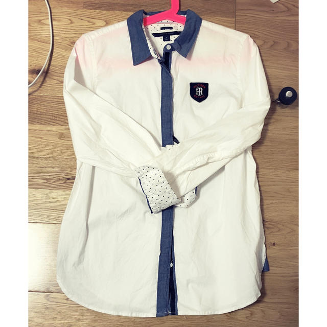 TOMMY HILFIGER(トミーヒルフィガー)のトミーシャツ レディースのトップス(シャツ/ブラウス(長袖/七分))の商品写真