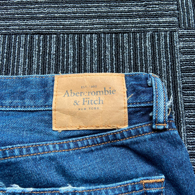 Abercrombie&Fitch(アバクロンビーアンドフィッチ)のアバクロ☆デニムショートパンツ  32 メンズのパンツ(ショートパンツ)の商品写真