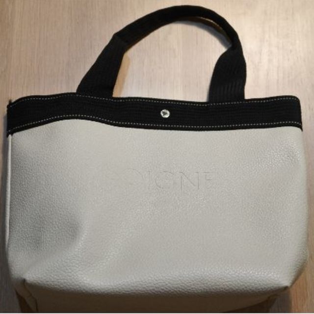 SOIGNE ソワーニュ リバーシブル ミニトートバッグ コスメ/美容のメイク道具/ケアグッズ(その他)の商品写真
