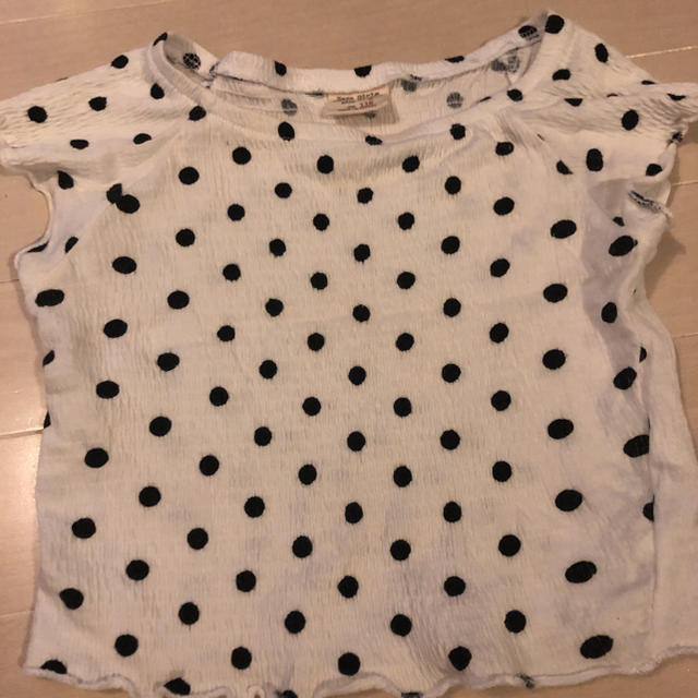 ZARA KIDS(ザラキッズ)のザラ  キッズ　 キッズ/ベビー/マタニティのキッズ服女の子用(90cm~)(Tシャツ/カットソー)の商品写真