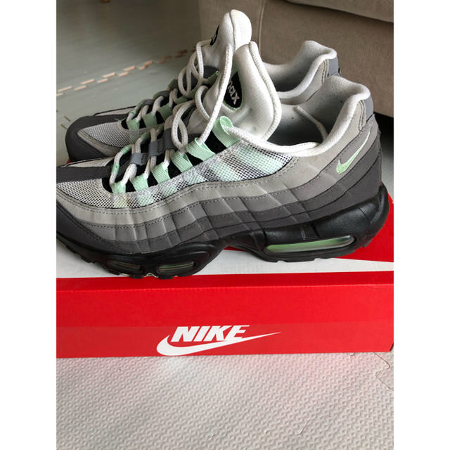 NIKE(ナイキ)のNIKE AIRMAX95 ミント 26cm メンズの靴/シューズ(スニーカー)の商品写真