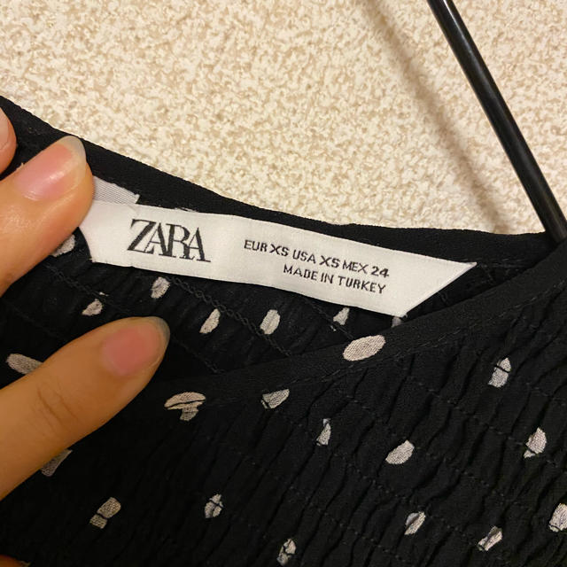 ZARA(ザラ)のZARA トップス ブラウス ドット柄 レディースのトップス(シャツ/ブラウス(長袖/七分))の商品写真