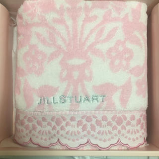 ジルスチュアート(JILLSTUART)のジルスチュアート ピンク ホワイト バスタオル ♡(タオル/バス用品)