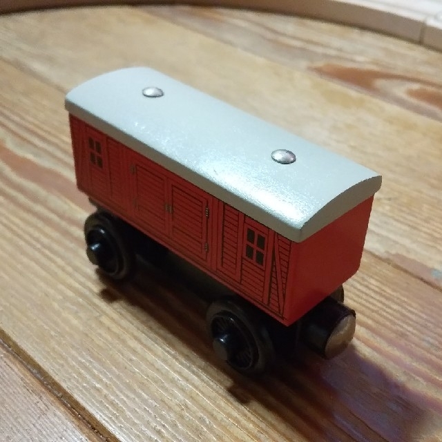 トーマス木製レールシリーズ 貨車の通販 by T.Julie's shop｜ラクマ