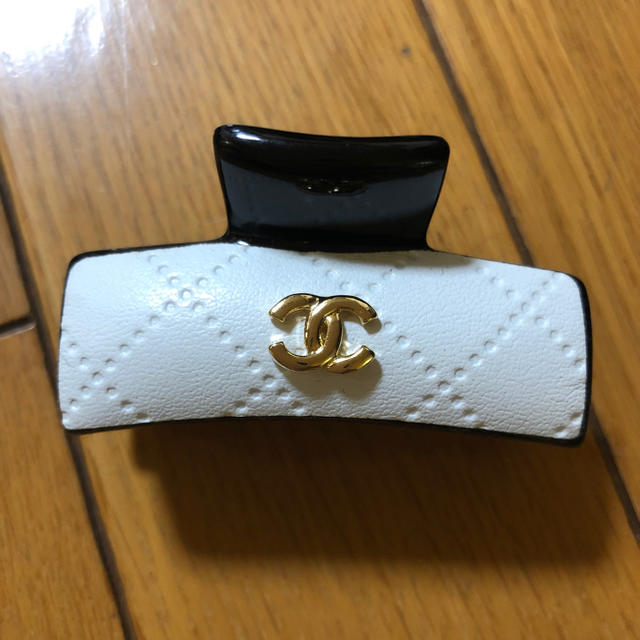 CHANEL(シャネル)のノベルティー未使用品　パネッタ レディースのアクセサリー(ブローチ/コサージュ)の商品写真